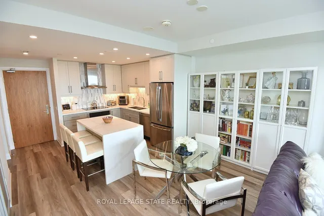 Additional image 11 of 2025 Maria St Unit 1006