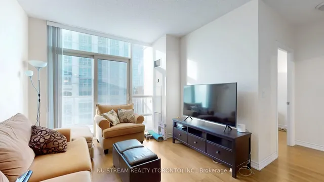 Additional image 8 of 761 Bay St Unit 3101