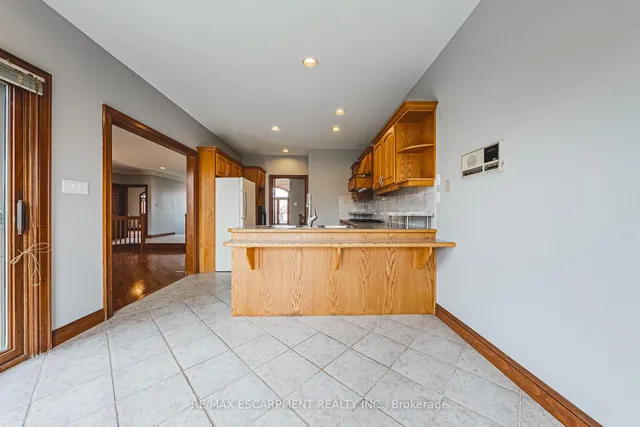 Additional image 19 of 388 Hemlock Ave