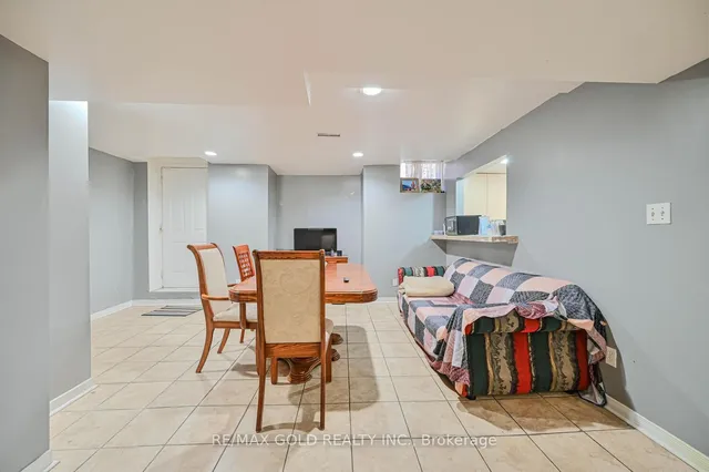 Additional image 40 of 46 Plover Pl