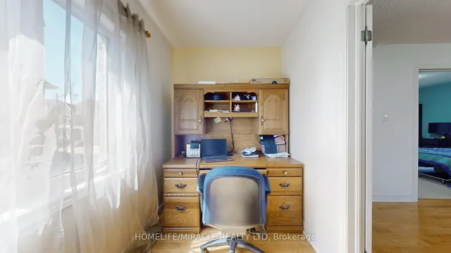 Additional image 35 of 33 Garryoaks Dr