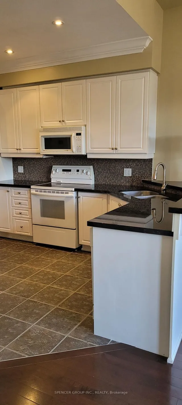 Additional image 22 of 1484 Inuit Tr