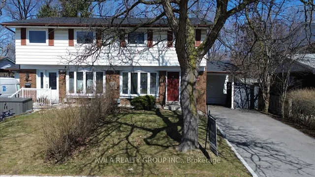 3299 Queen Frederica Dr