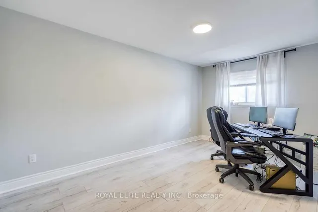 Additional image 19 of 2 Lesgay Cres