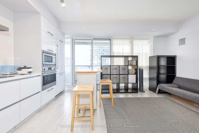 Additional image 6 of 2221 Yonge St Unit 3511