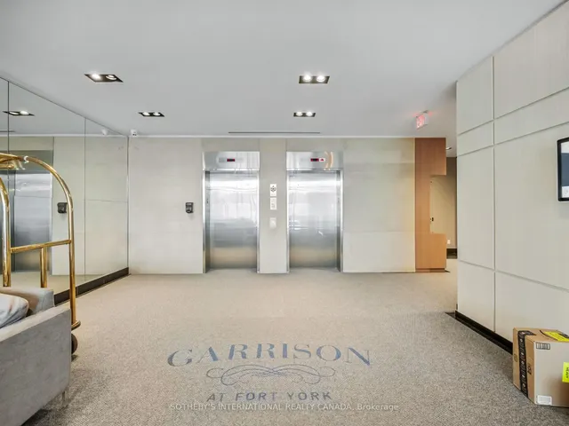 Additional image 2 of 169 Fort York Blvd Unit 630