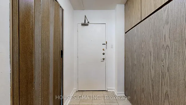 Additional image 25 of 15 La Rose Ave Unit 216