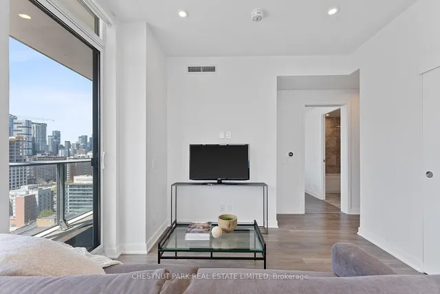 Additional image 5 of 120 Parliament St Unit 1812