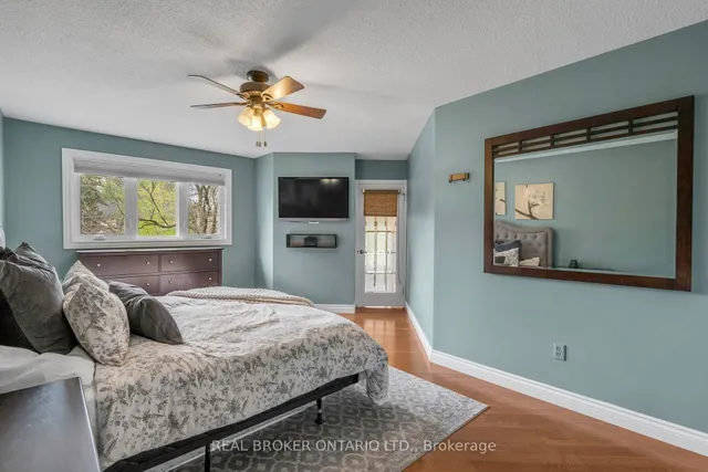 Additional image 22 of 40 Montcalm Pl