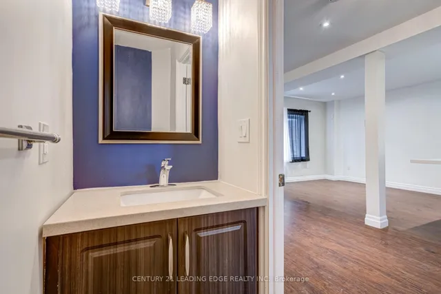 Additional image 13 of 424 Upper Wentworth St