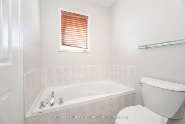 Additional image 33 of 2 Binder Twine Tr