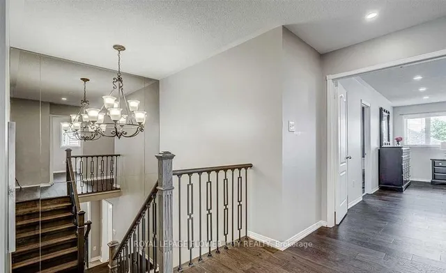 Additional image 26 of 35 Legend Lane