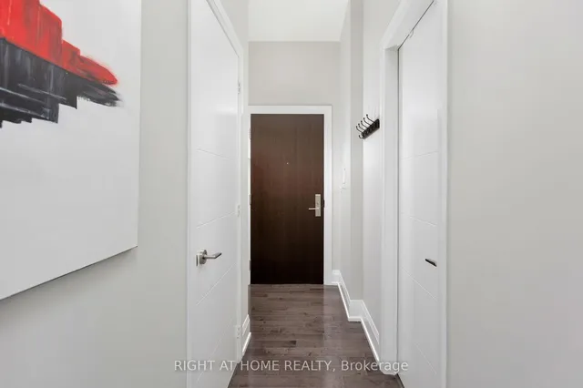 Additional image 3 of 460 Adelaide St Unit PH 216