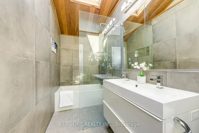 Additional image 28 of 5452 Croydon Rd