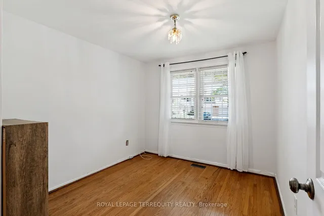 Additional image 20 of 52 Cathedral Bluffs Dr