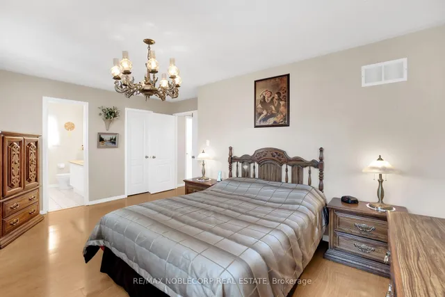 Additional image 27 of 129 Queen Mary Dr