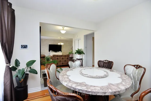 Additional image 12 of 96 Silverstone Dr