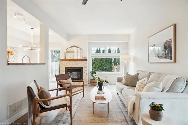 Primary image of 232 Stonehenge Dr Unit 27