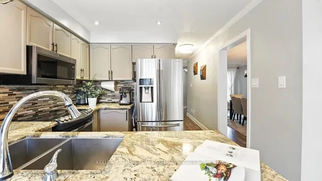 Additional image 18 of 599 Ashprior Ave