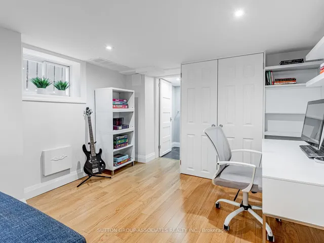 Additional image 30 of 20 Glengrove Ave