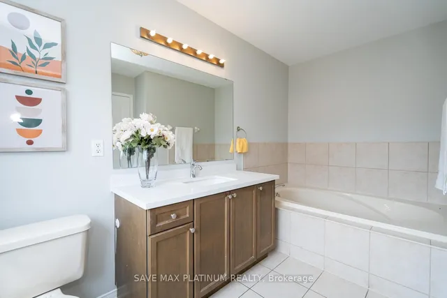 Additional image 23 of 98 Crown Victoria Dr