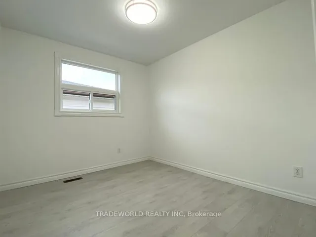 Additional image 14 of 90 Petworth Cres