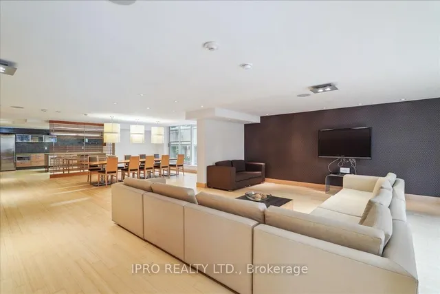 Additional image 21 of 205 Frederick St Unit 907