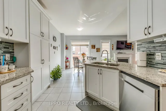 Additional image 16 of 11 Trentonian St