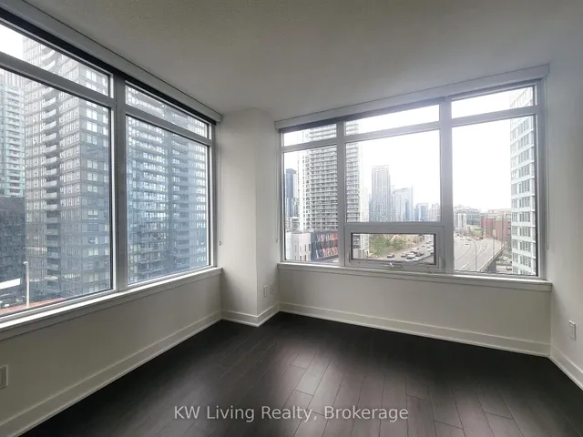 Additional image 3 of 19 Bathurst St Unit 1006