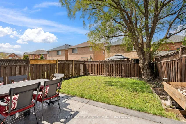 Additional image 41 of 1193 CHAPMAN Cres