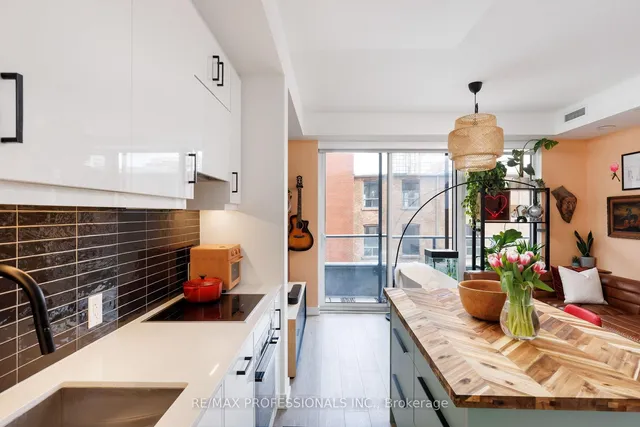 Additional image 8 of 9 Tecumseth St Unit 425