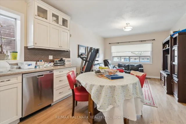 Additional image 9 of 169 Carlaw Ave