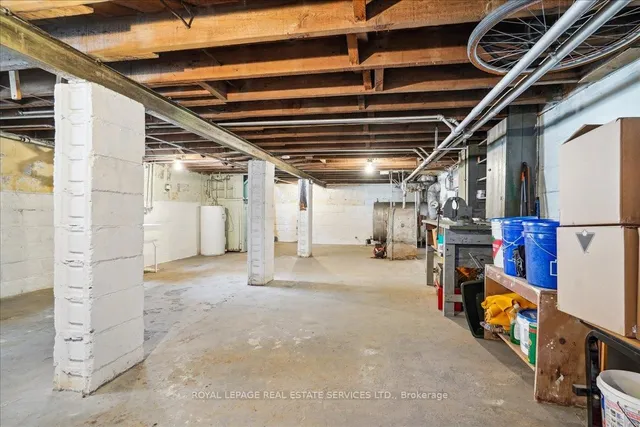 Additional image 23 of 26 Elma St