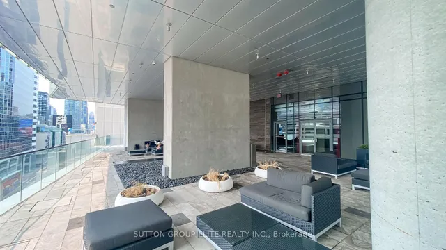 Additional image 38 of 197 YONGE St Unit 4902