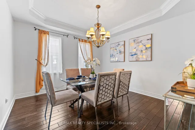 Additional image 8 of 14 Banks Dr