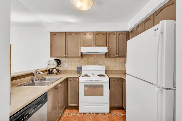 Additional image 21 of 27 Brucewood Rd Unit 105