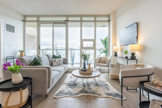 1638 Bloor St Unit 611