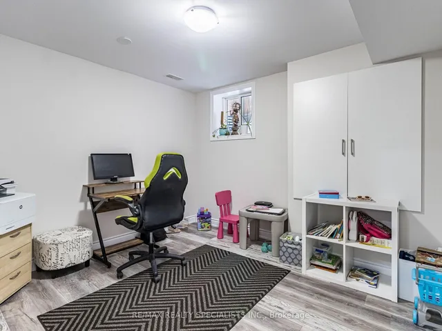 Additional image 45 of 41 Hoxton Rd