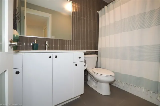 Additional image 27 of 112 Benton St Unit 710