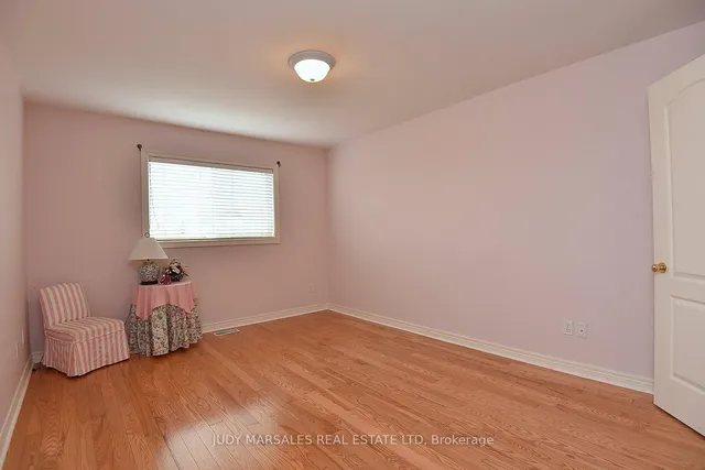 Additional image 22 of 47 Main St Unit 26