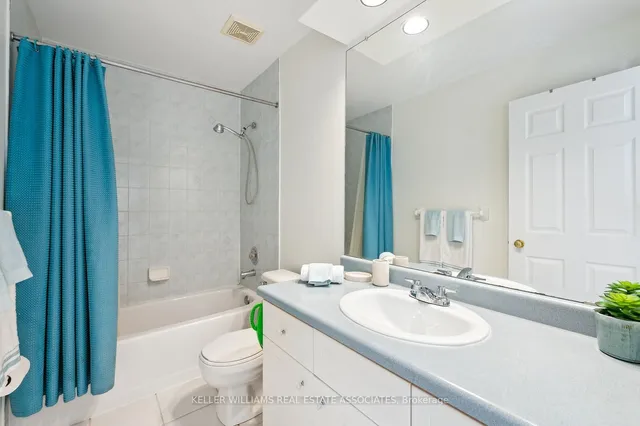 Additional image 27 of 656 Laurier Ave