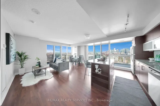 Additional image 2 of 100 Western Battery Rd Unit 2009