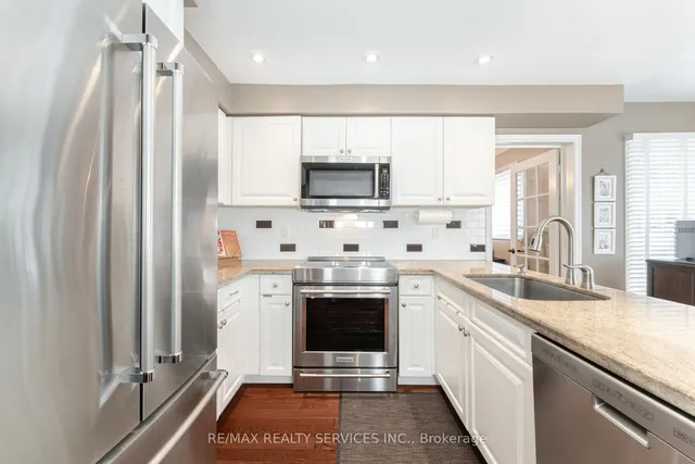 Additional image 16 of 41 Christie Dr