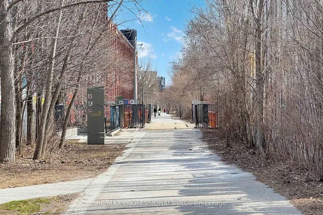 Additional image 33 of 30 Osler St