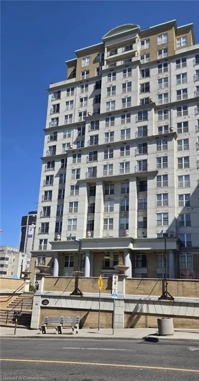 Additional image 43 of 135 James St Unit 1112