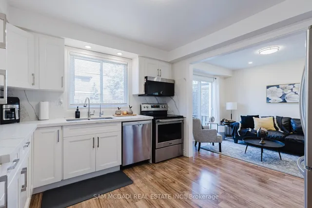 Additional image 11 of 522 Roseheath Dr