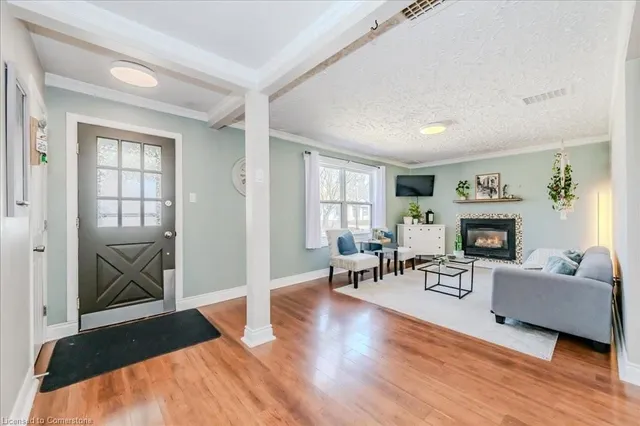 Additional image 9 of 91 Glen Rd