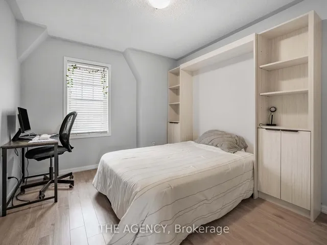 Additional image 26 of 216 Magurn Gate