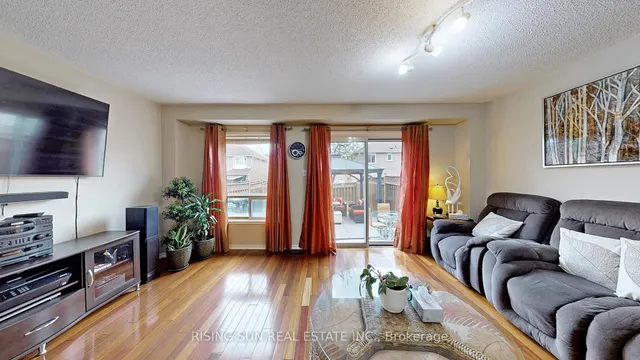 Additional image 4 of 11 Kitto Crt