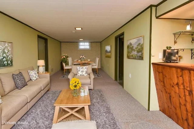 Additional image 33 of 914 Francis Rd